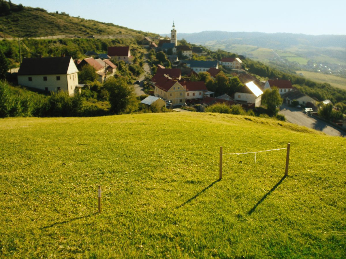 Pozemok na okraji obce